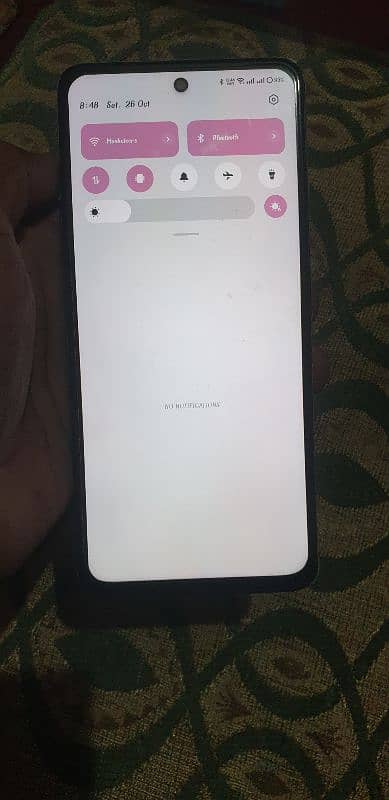 oppo a58 one hand use 1