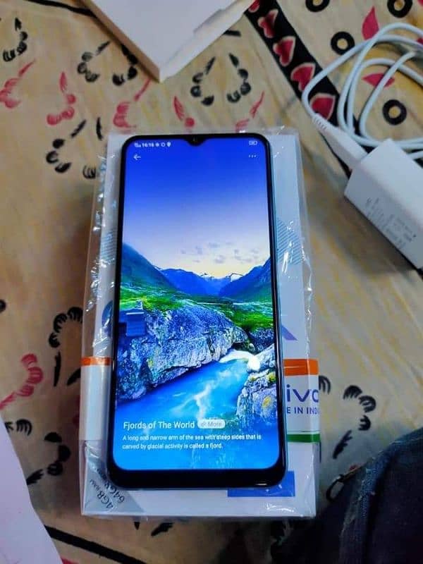 ViVO Y20 4/64 GB 4