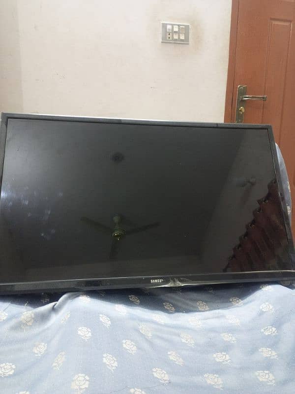 32 inch LED Tv " smart Tv" urgent sale. 0