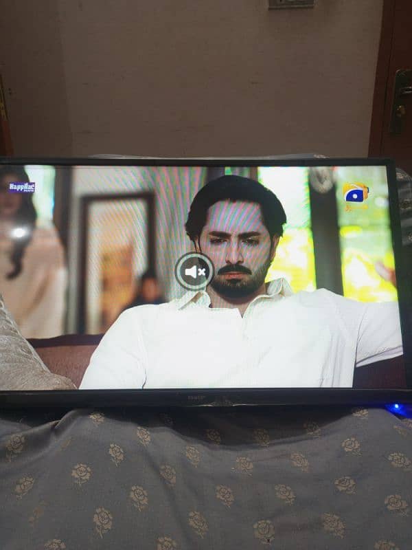 32 inch LED Tv " smart Tv" urgent sale. 5