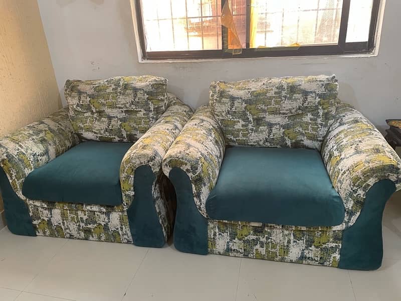 7Seater Sofa set for sale condition 9/10 urgent sale. 9