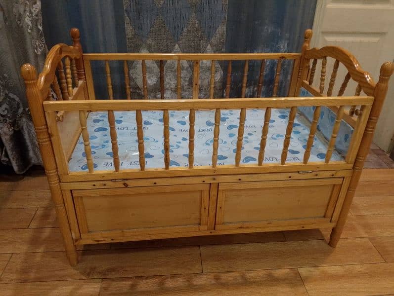 wooden high quality extendable cot 0