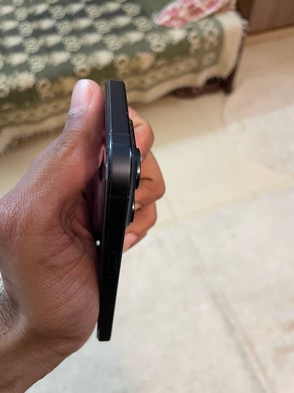 iphone 15 Pro Non PTA, Factory Unlocked 4