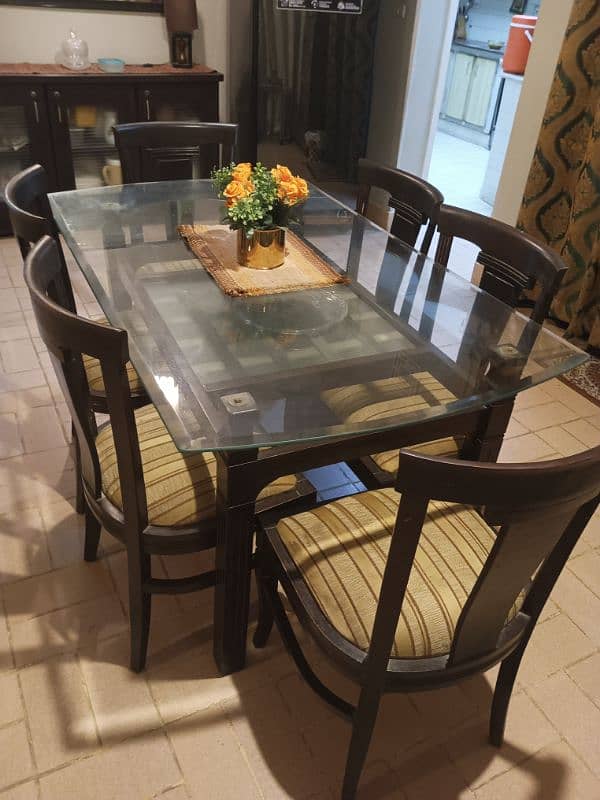 dinning table 0