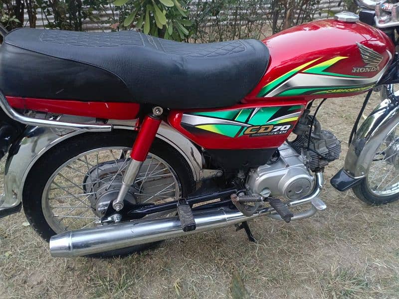 honda cd 70  for sale in good condition 2