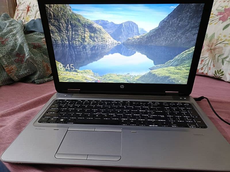 HP ProBook 8th gen , 8 gb ram, 120 gb SSD excellent condition 15.6inch 5