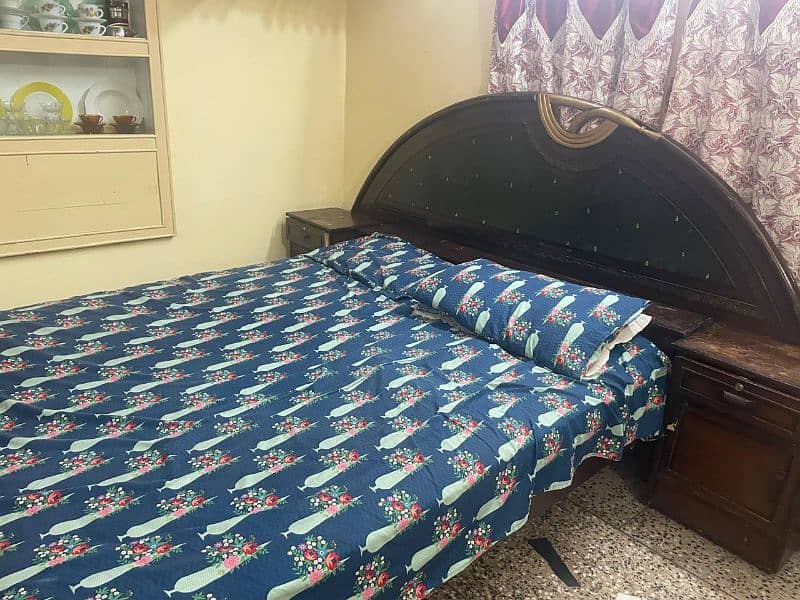 Double bed for sale 0