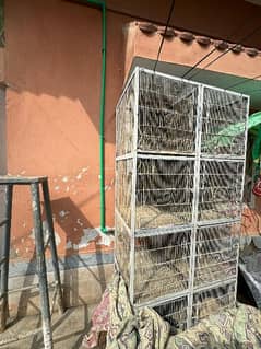 8 portion  cage with feeding pots and birds house