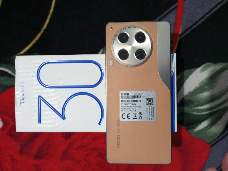 Camon 30 (12-256) 0