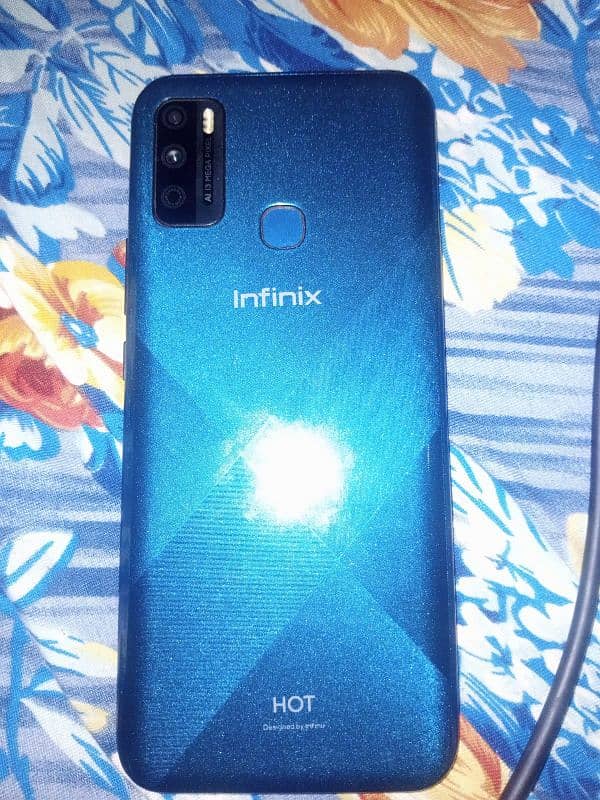 Infinix hot 9 play 4 gb ram 64gb rom 1