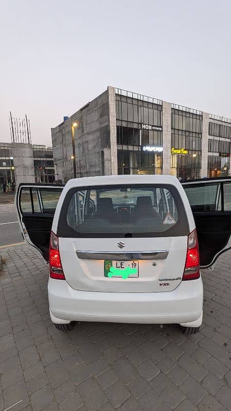 Suzuki Wagon R 2019 4