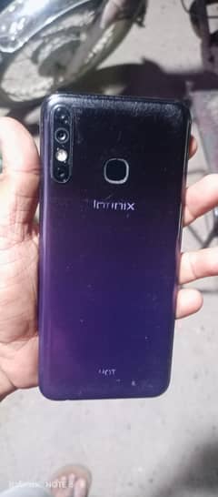 Infinix hot 8 0