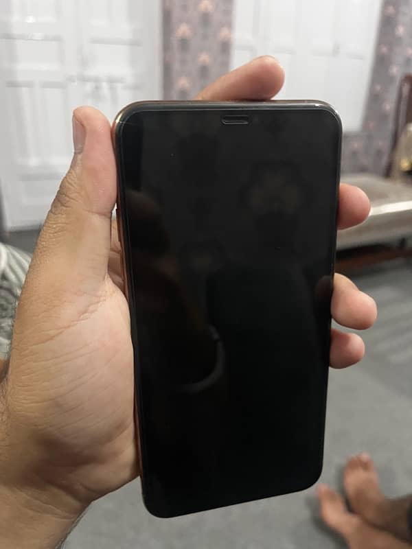 iphone 11 pro max 5