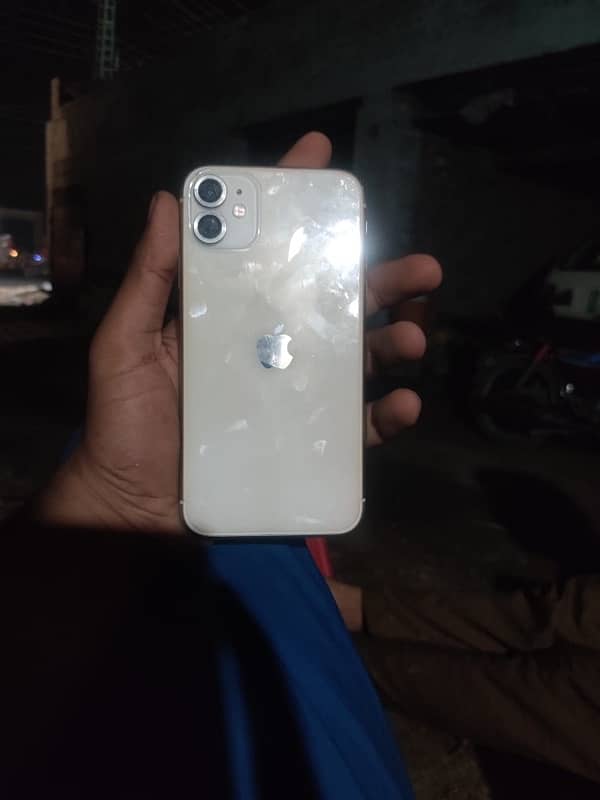 iPhone 11 for sale 3