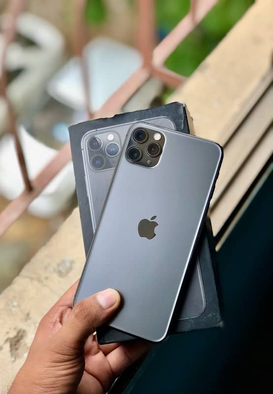 IPhone 11 Pro Max 256GB DUAL PTA 0