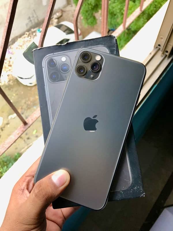 IPhone 11 Pro Max 256GB DUAL PTA 1