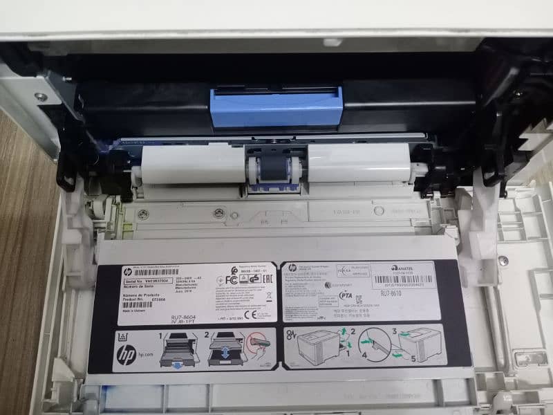 HP LaserJet Pro M452nw 6