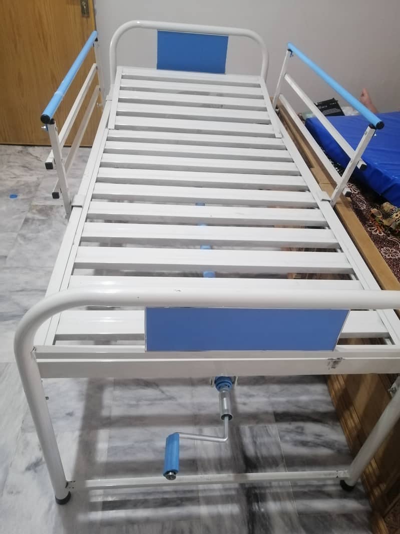 Patient bed with mattress 0