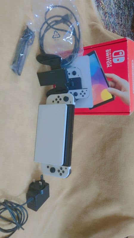 urgent sale!!! Nintendo switch oled 4