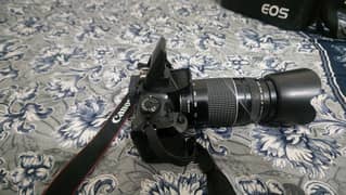 Canon 1300 D 0