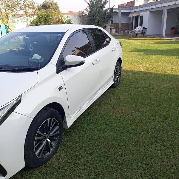 Toyota Corolla Altis 2020 8