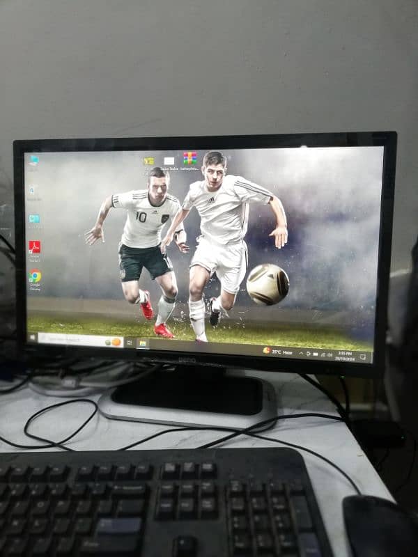 Benq 22" LED Monitor with Eye Care & HDMI Port (A+ UAE Import) 3