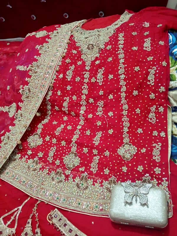 Barat lehnga with beautiful purse and some jewellery also 3