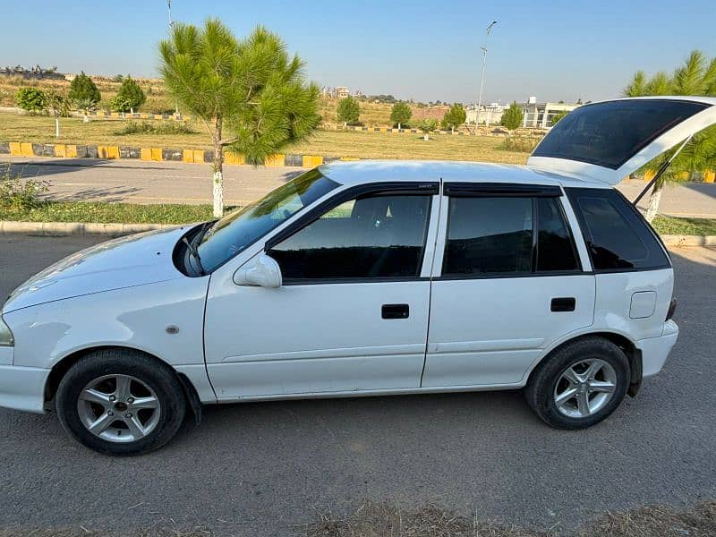 Suzuki Cultus limited edition 2016 1