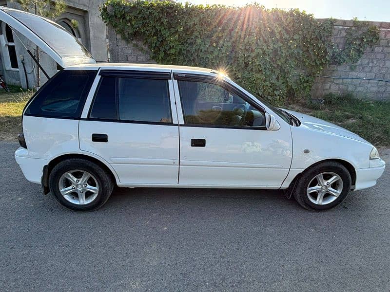 Suzuki Cultus limited edition 2016 5