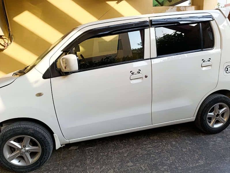 Suzuki Wagon R 2018 8