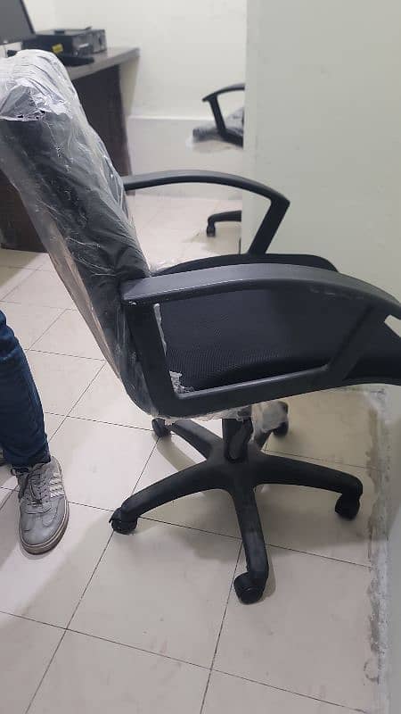 3 office chairs for sale 1