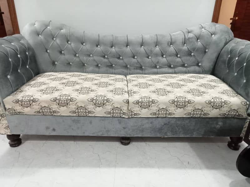 5 Seater Modern Sofa Set in Reasonable price 1