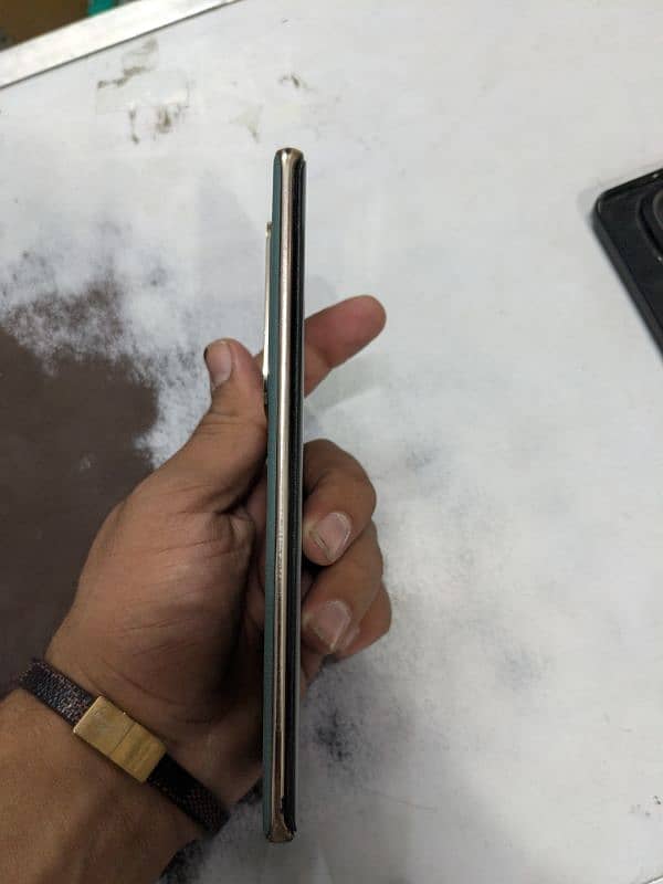 INFINIX ZERO 30 4