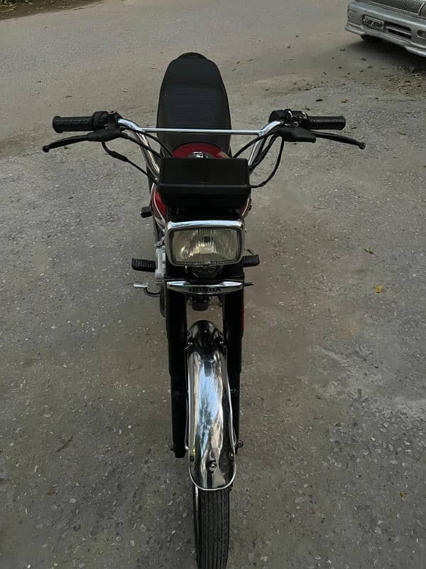 Honda CG 125 2020 model golden number for sale 6