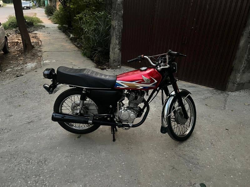 Honda CG 125 2020 model golden number for sale 9