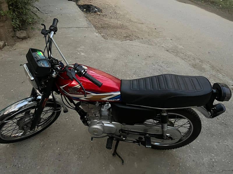 Honda CG 125 2020 model golden number for sale 10