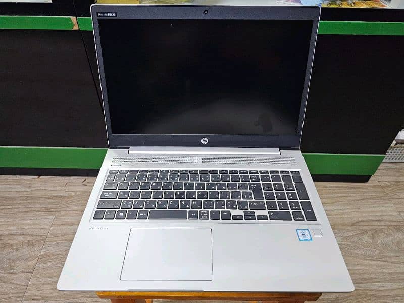 HP 450 G6 i5 8th Gen - 8/256 2