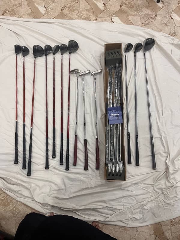 Complete Original Golf Equipment’s 18