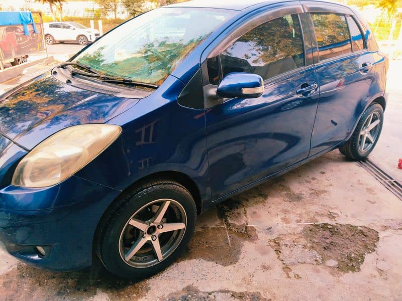 Toyota Vitz 2007 1