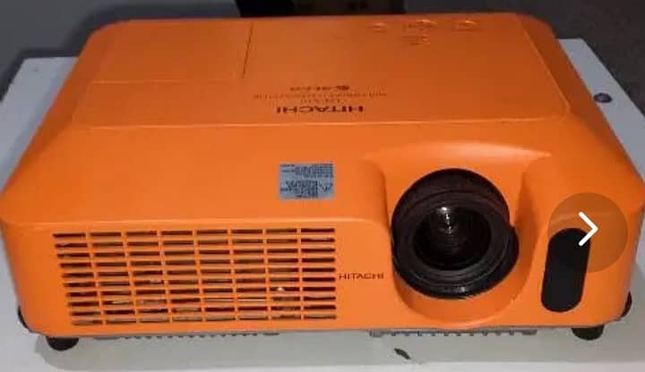 Hitachi Projector 1