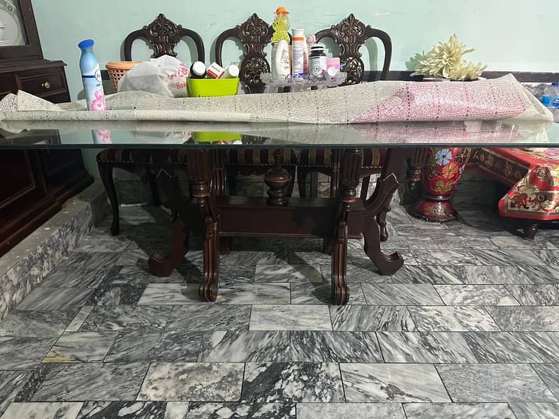 Dining Table for Sale Like new 2