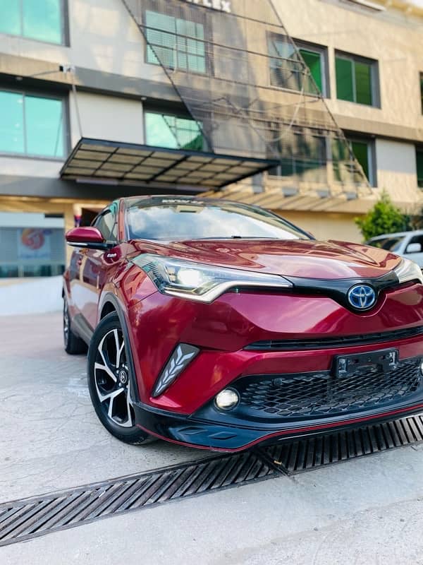 Toyota C-HR 2018 1