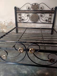 Iron bed full double