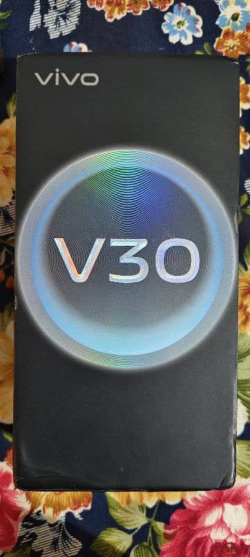 vivo v 40  5G 7