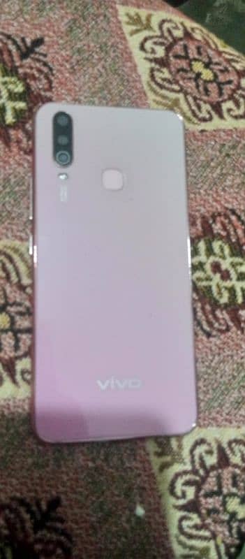 vivo y17 3