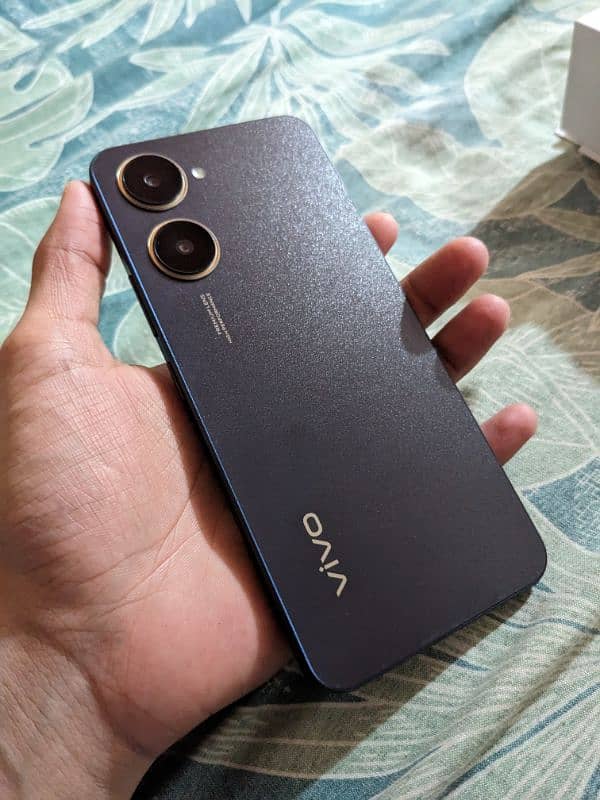 vivo y03 1