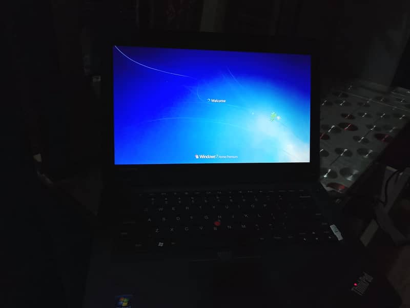 Lenovo i3 1stgen 6gb Ram 1