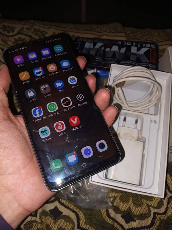 vivo s1 complete box no open no repair no any falt: 03094605917 6