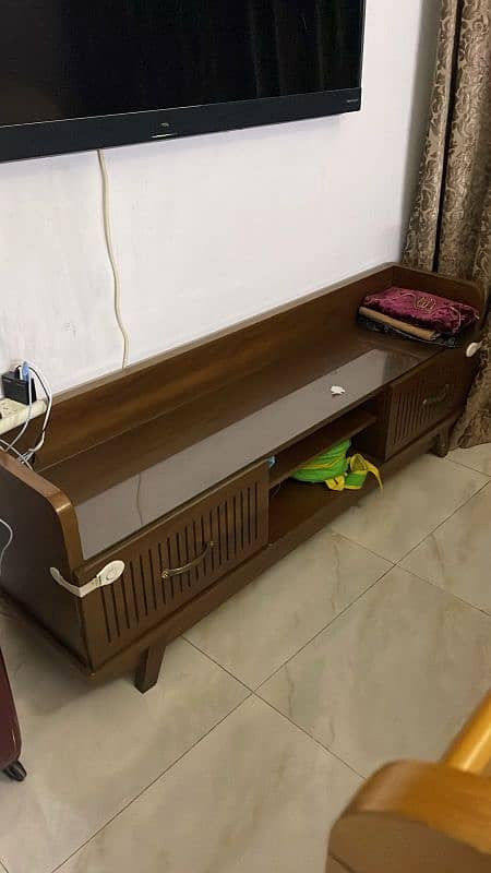 king size bed, dressing, console 2