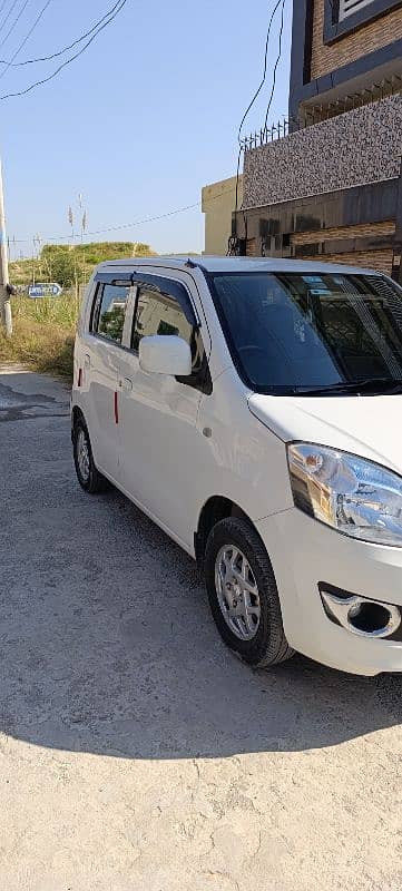 Suzuki Wagon R 2018 1